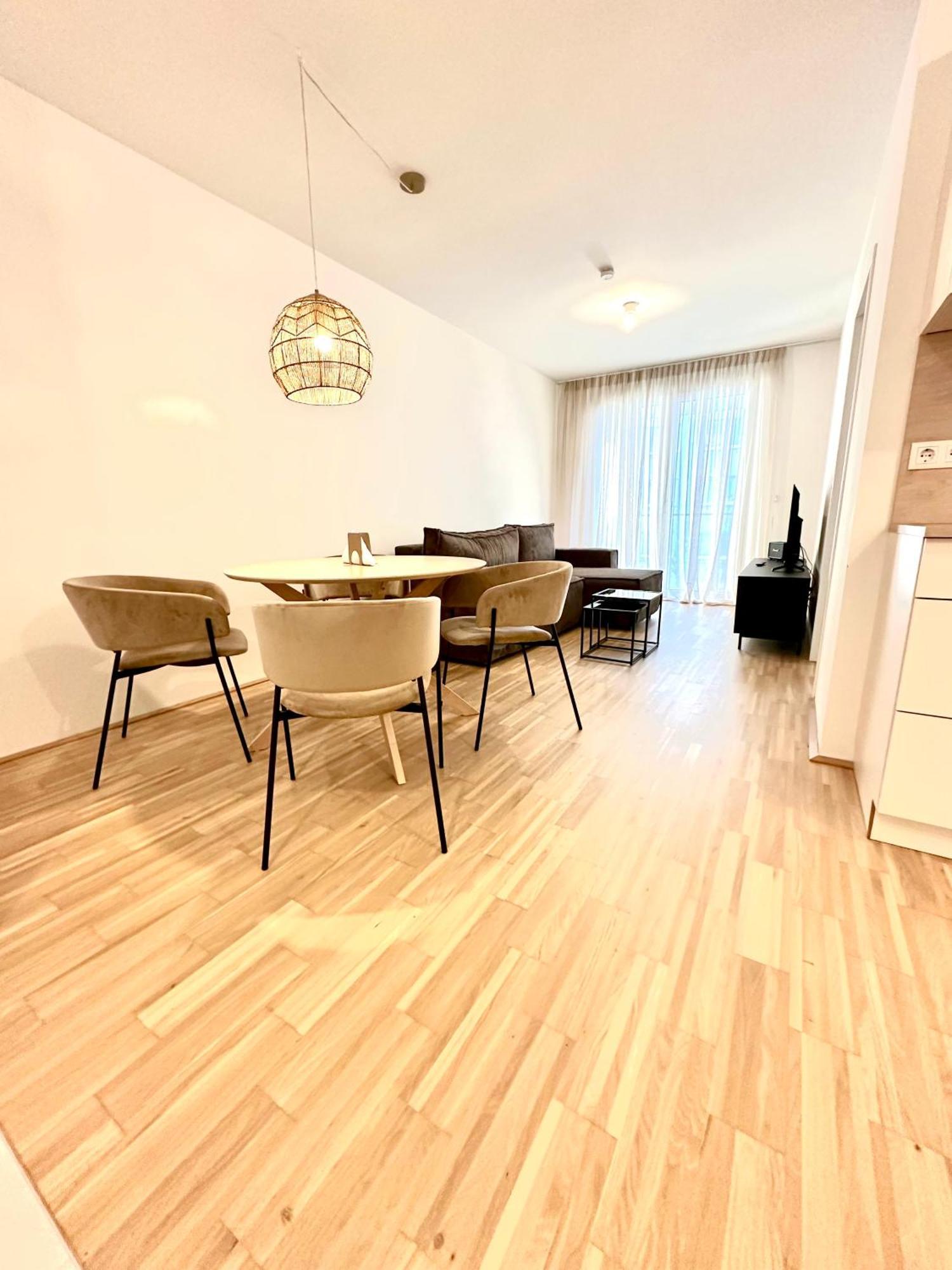 Coho City Apartments Mit Hauseigener Tiefgarage فيينا المظهر الخارجي الصورة