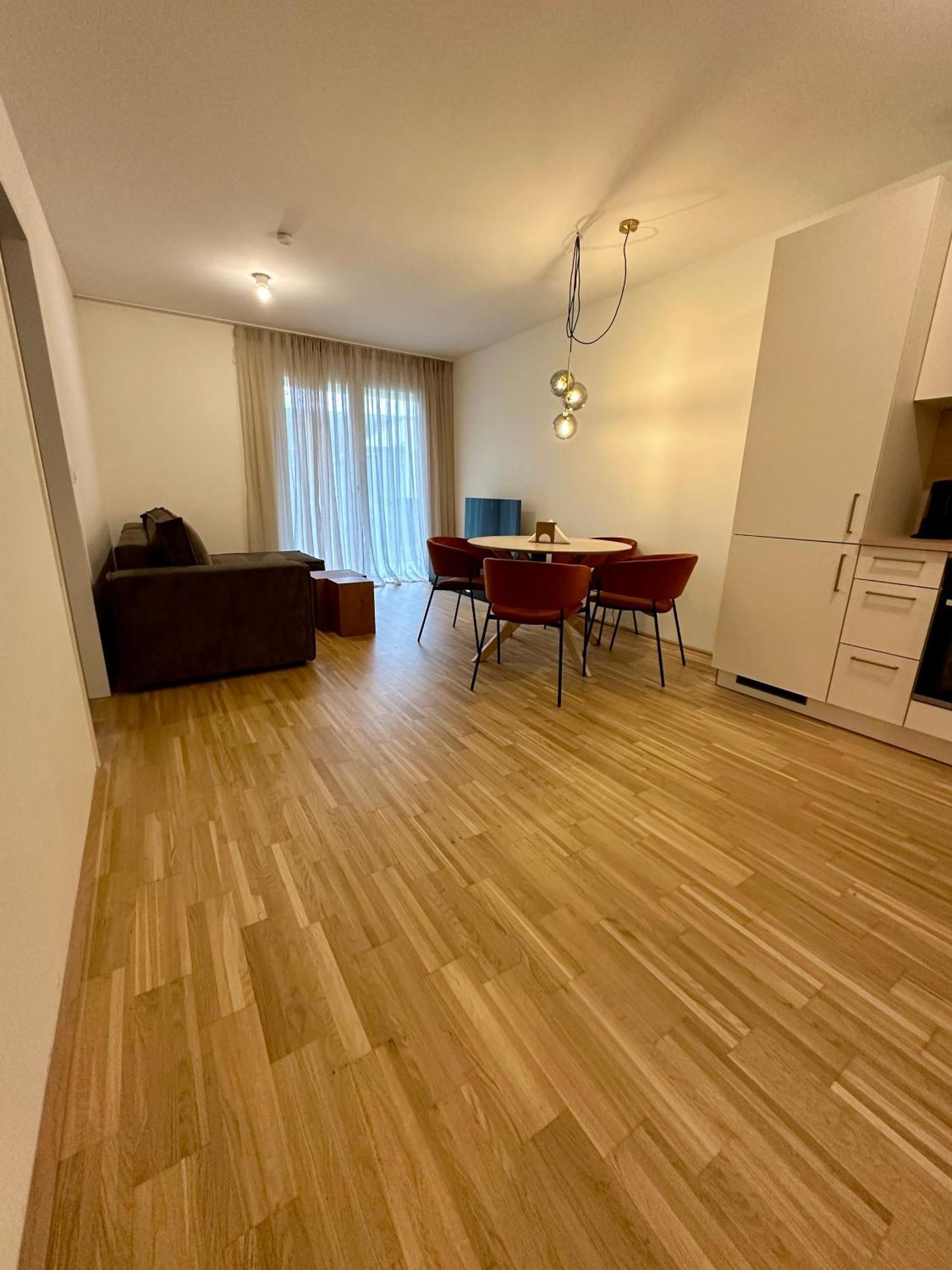 Coho City Apartments Mit Hauseigener Tiefgarage فيينا المظهر الخارجي الصورة