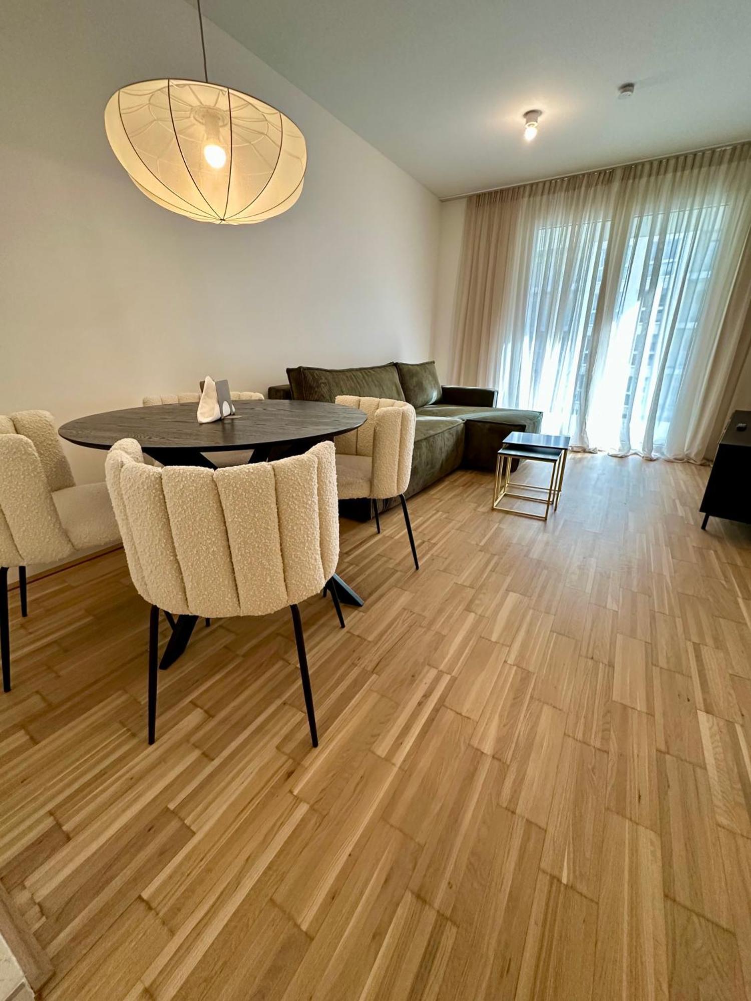 Coho City Apartments Mit Hauseigener Tiefgarage فيينا المظهر الخارجي الصورة