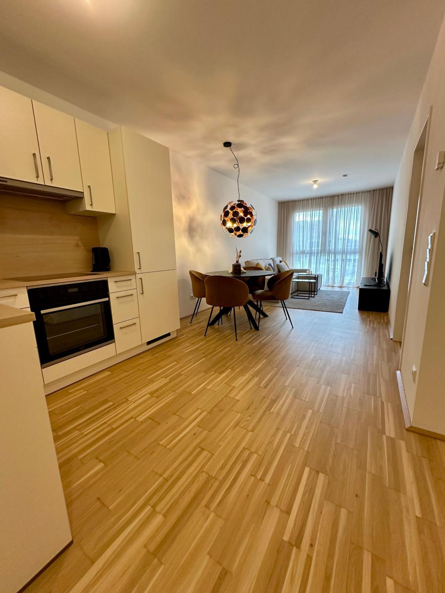 Coho City Apartments Mit Hauseigener Tiefgarage فيينا المظهر الخارجي الصورة